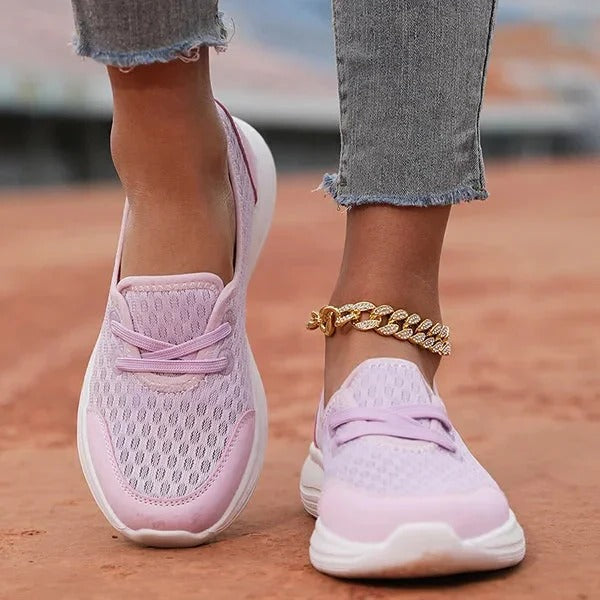Women's Supportive Walking Shoes With Soft Mesh Upper And Cushioned Sole