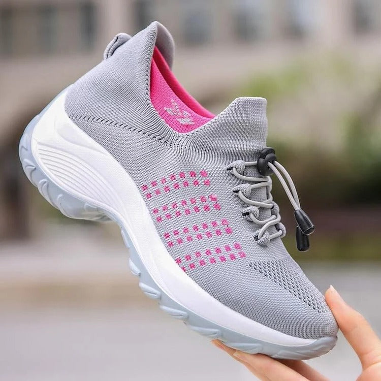 Sneakers With Enhanced Arch Support for Foot Comfort and Stability