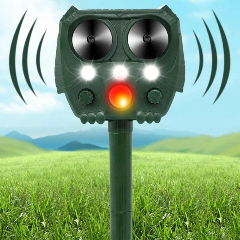 Ultrasonic Cat Repellent Sonar Deterrent For Foxes, Rats, Squirrels, Dogs