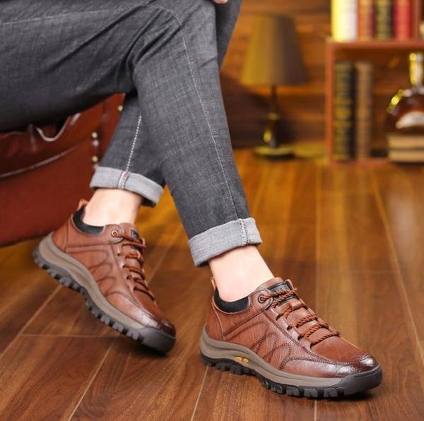 Men's Leather Orthopedic Shoes With Arch Support And Cushioned Insoles