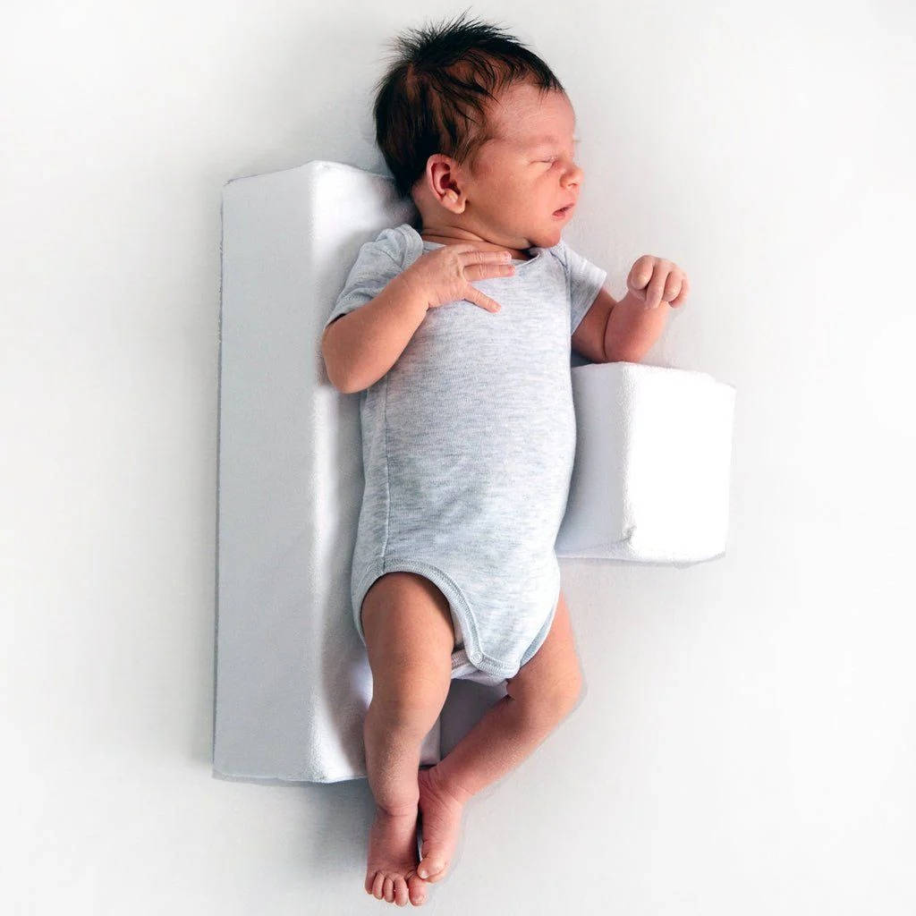 Side Sleeper Wedge For Newborns And Infants With Breathable Cover